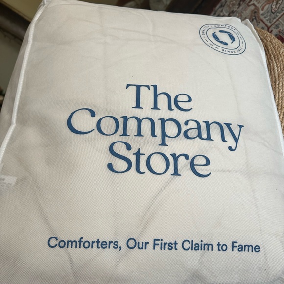 The Company Store All Seasons Wool Comforter - Natural King NWT - Picture 7 of 7